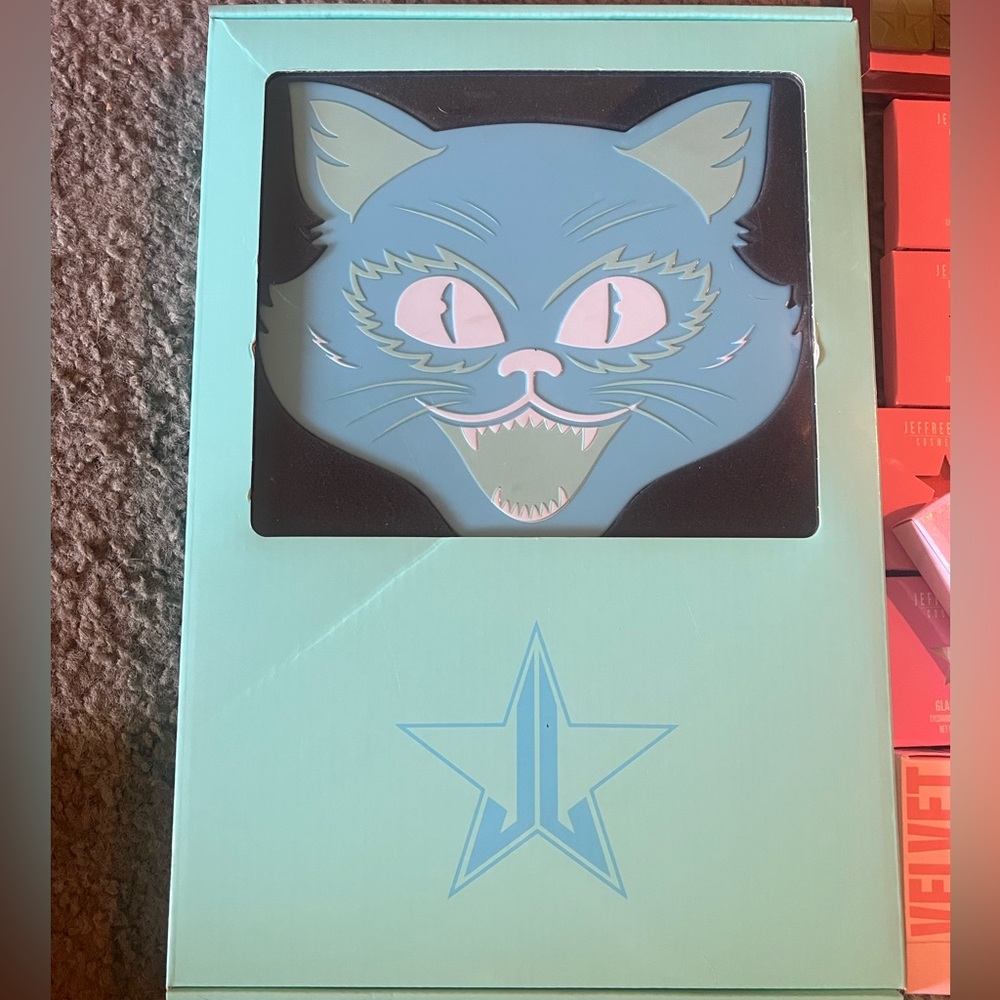Jeffree Star Spring Cat Mirror
